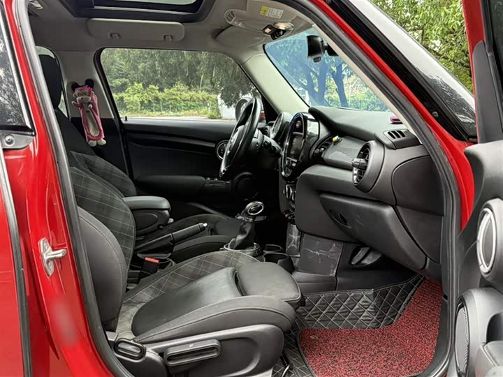 MINI Hatch — фото 16
