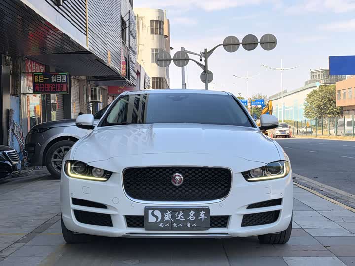 Jaguar XEL 2019 2.0 T 200 PS — фото 2