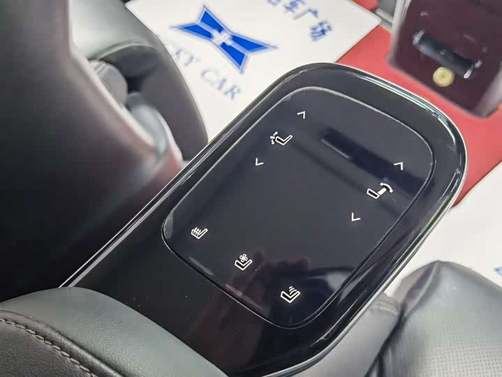 Trumpchi M8 2024 400 T — фото 20