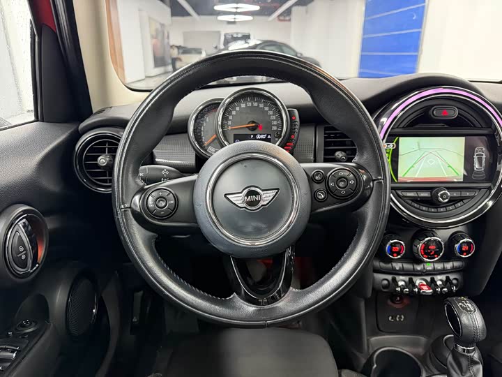 MINI Hatch — фото 16