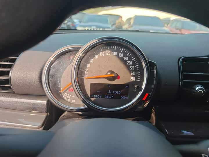 MINI Clubman — фото 12