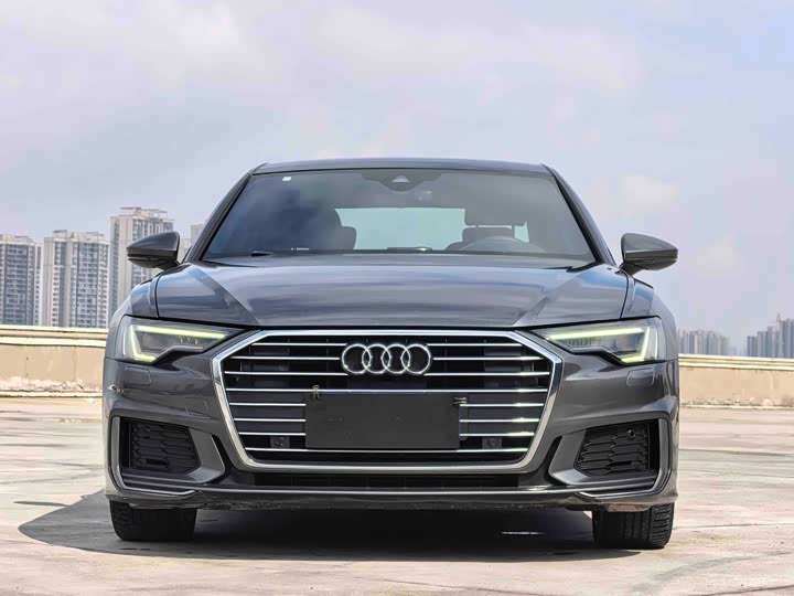 Audi A6L 2020 40 TFSI — фото 2