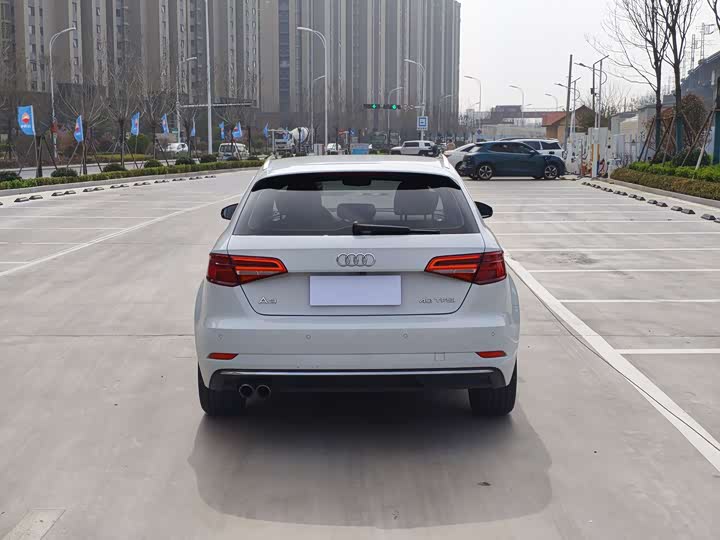 Audi A3 2017 Sportback 40 TFSI — фото 6