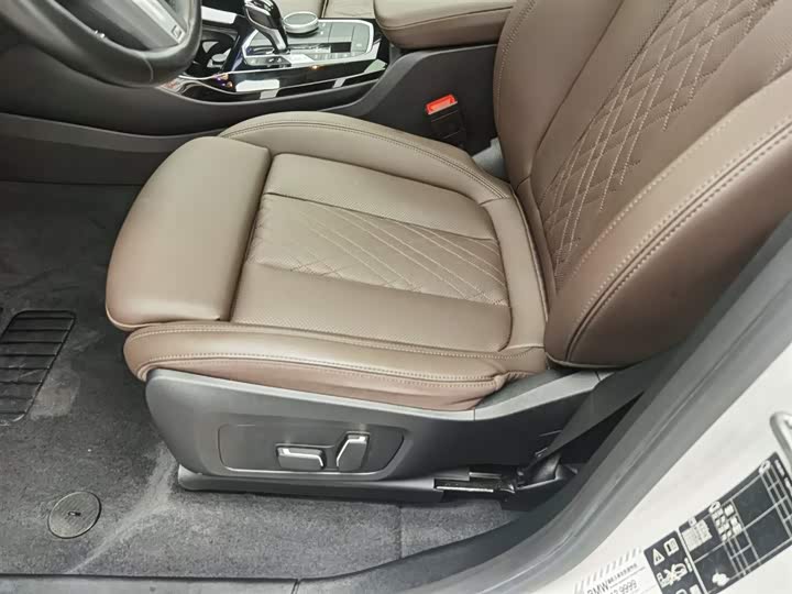 BMW X3 2023 x Drive 25i M — фото 20