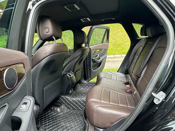 Mercedes-Benz GLC 2019 GLC 260 4 MATIC — фото 7