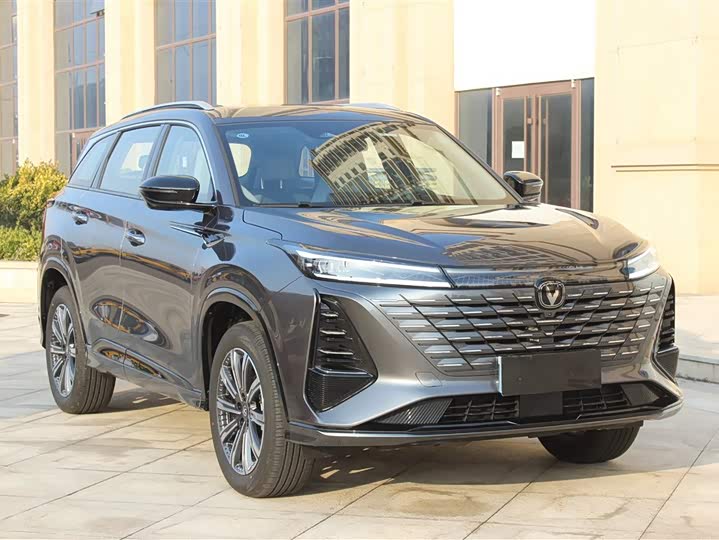Changan CS75 PLUS 2026 1.5 T — фото 4