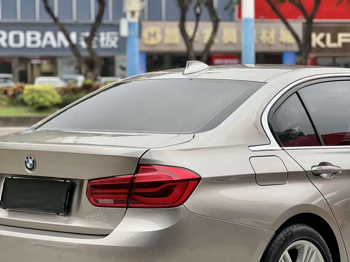 BMW 3 Series 320Li стиль — фото 17