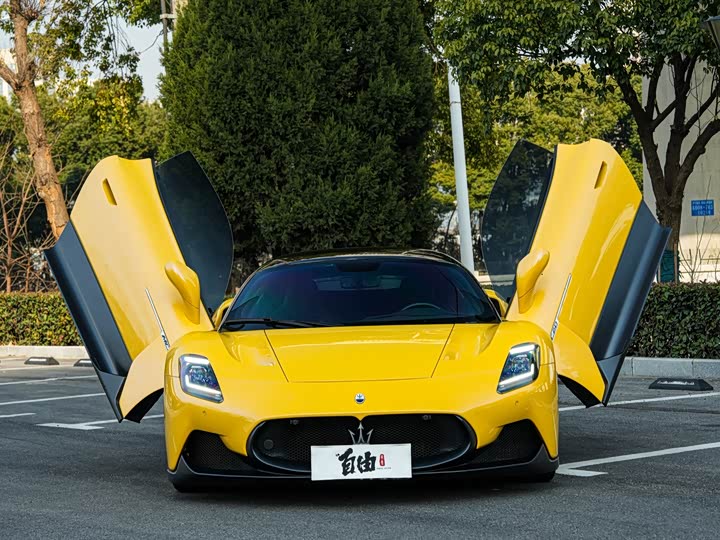 Maserati MC20 2020 3.0 T — фото 3