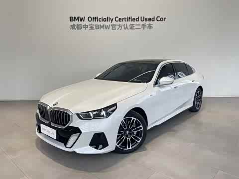 BMW 5-Series 2025 530 Li Leading M — фото 17