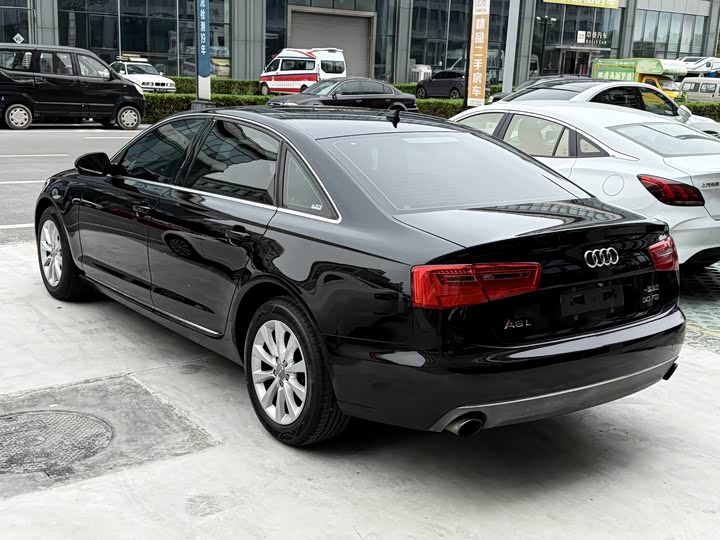 Audi A6L 2015 30 FSI — фото 6