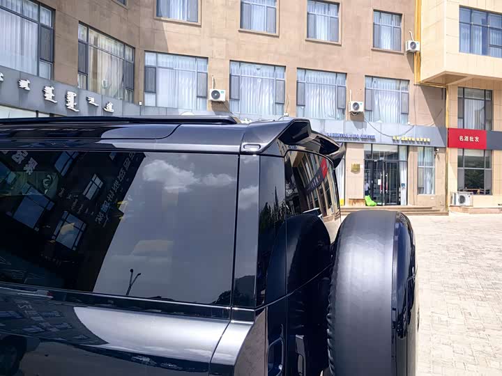 Land Rover Defender — фото 10