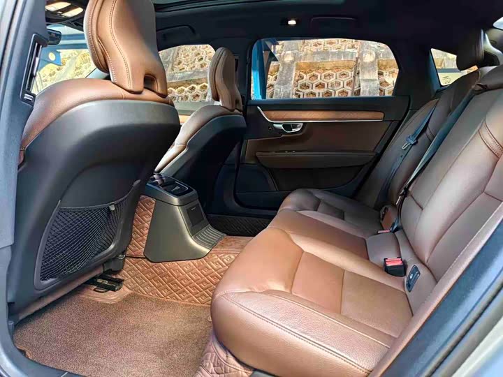 Volvo S90 Hybrid 2022 T 8 E Hybrid — фото 9