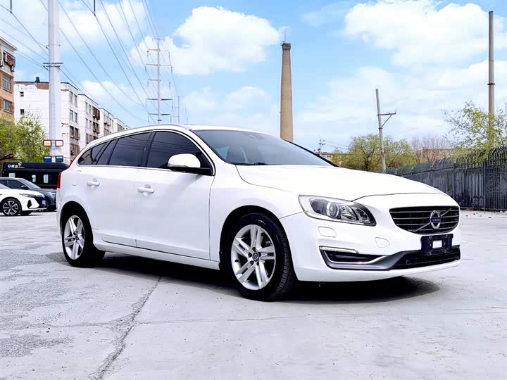 Volvo V60 2015 T 5 — фото 3