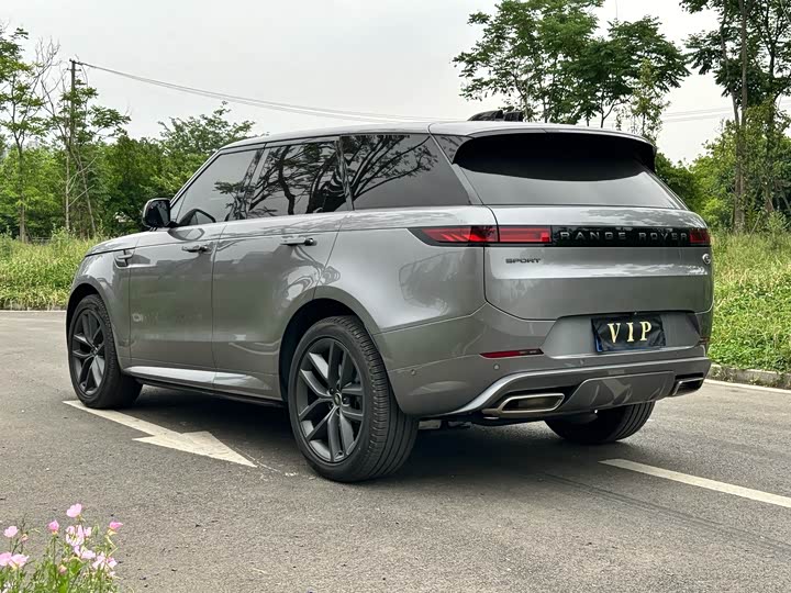 Land Rover Range Rover Sport — фото 15