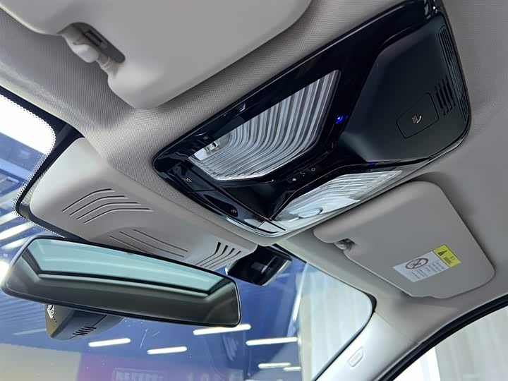 BMW X3 2021 x Drive 28i — фото 21