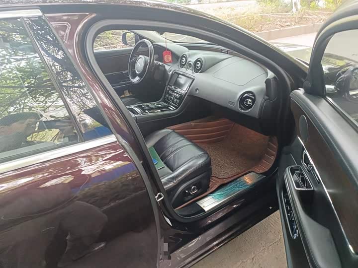 Jaguar XJ 2016 XJL 3.0 SC 2 WD — фото 20