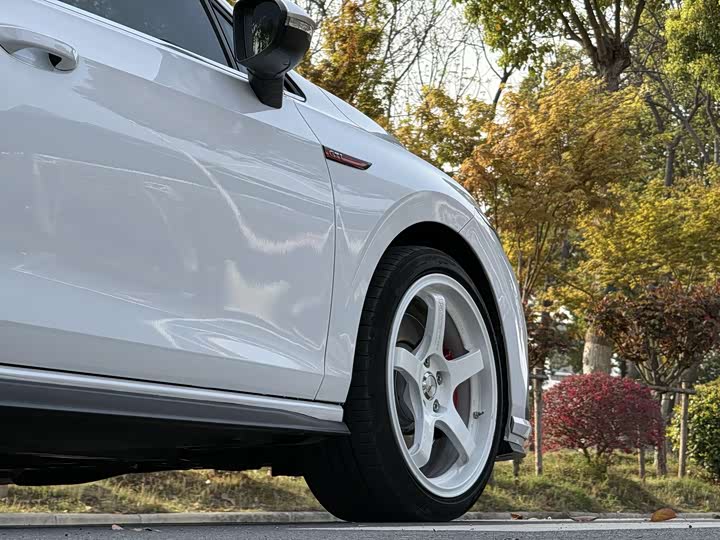 Volkswagen GTI — фото 9