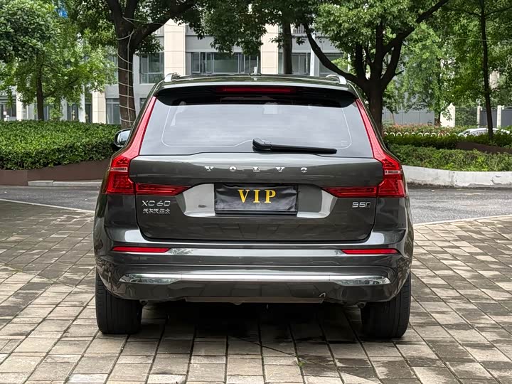 Volvo XC 60 2022 B 5 4 WD — фото 20