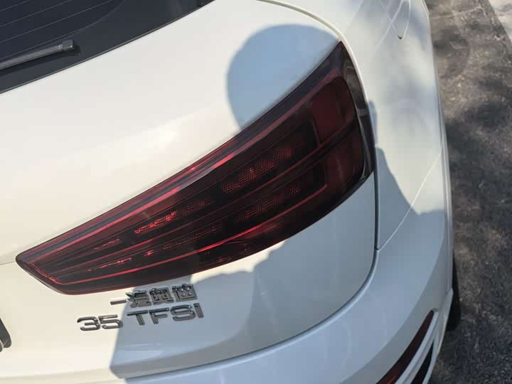 Audi Q3 2018 30 35 TFSI Sport — фото 16
