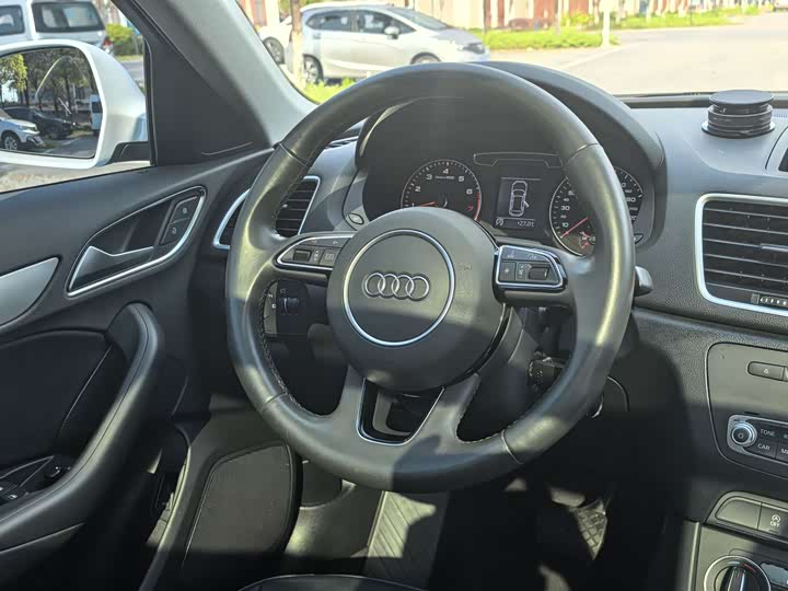 Audi Q3 2018 30 35 TFSI Sport — фото 10
