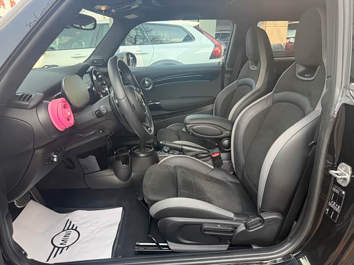 MINI Hatch — фото 10