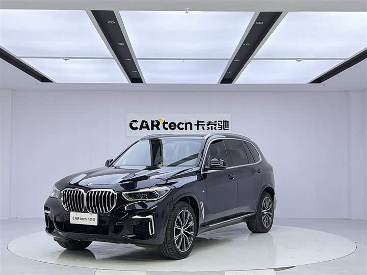 BMW X5 2022 x Drive 30 Li M — фото 1
