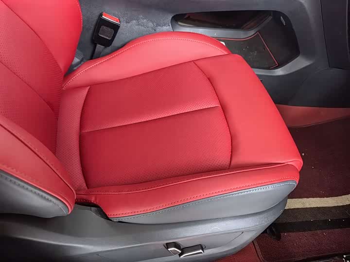 Changan UNI-T 2020 1.5 T Flagship — фото 6