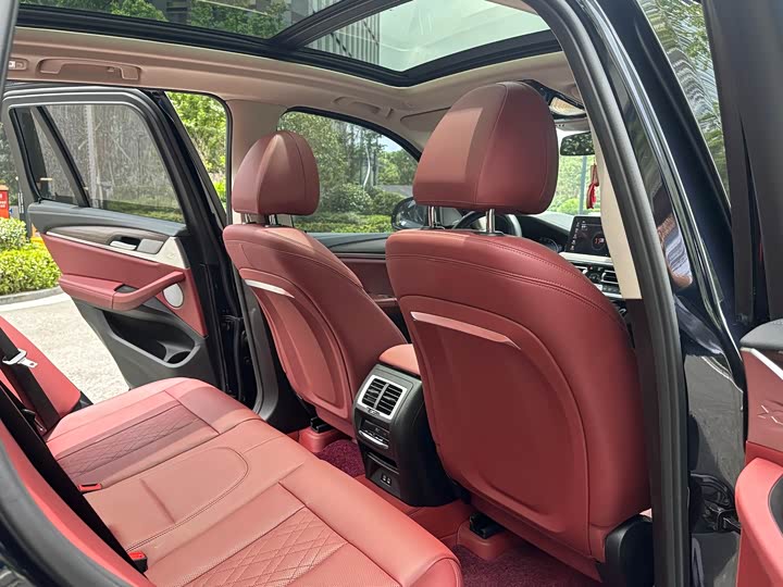 BMW X3 xDrive30i продвинутая M — фото 9