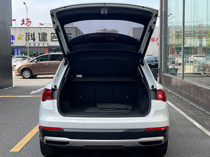 Audi Q3 2023 35 TFSI （1.5 T） — фото 14