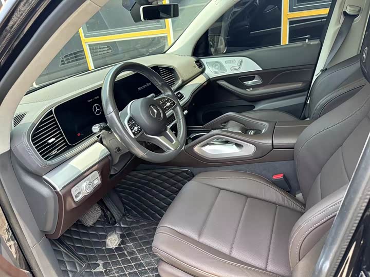 Mercedes-Benz GLE 2020 GLE 450 4 MATIC Luxury — фото 2