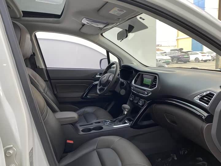 Trumpchi GS4 2017 235 T AT 2 WD — фото 13