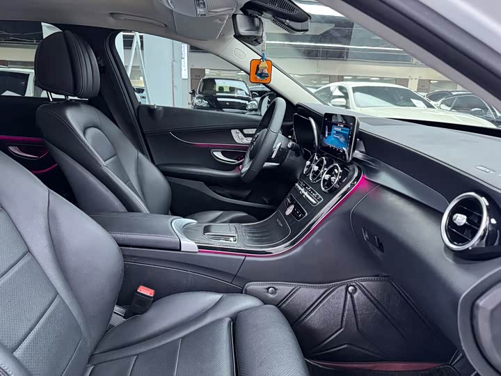 Mercedes-Benz C-Class C 260 L — фото 19