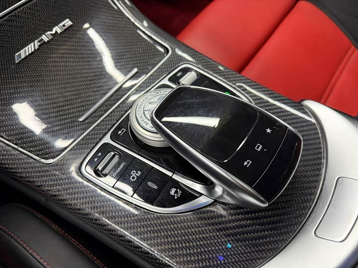Mercedes-Benz C-Class 2015 AMG C 63 — фото 16