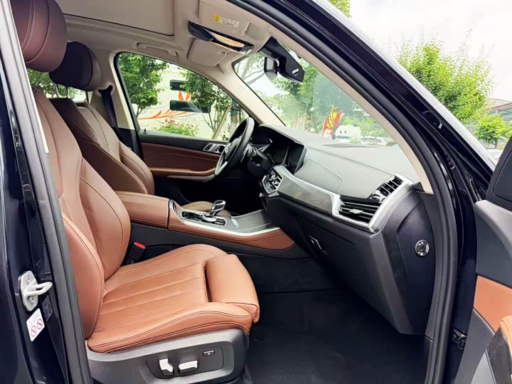 BMW X5 xDrive30i M спортпакет — фото 10