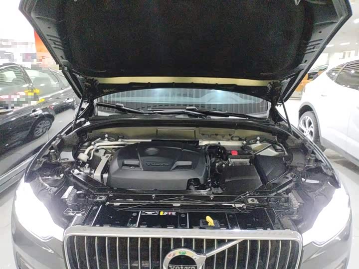 Volvo XC60 2021 T 5 4 WD — фото 20