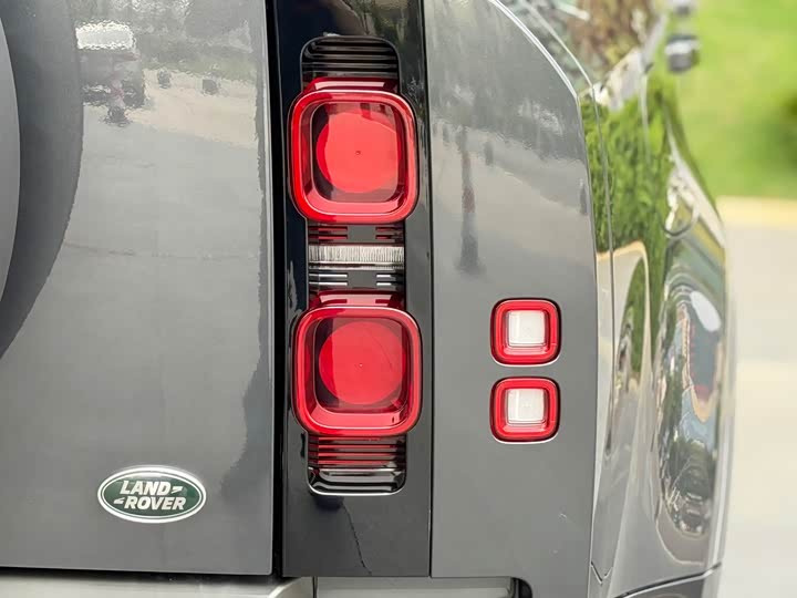 Land Rover Defender — фото 21