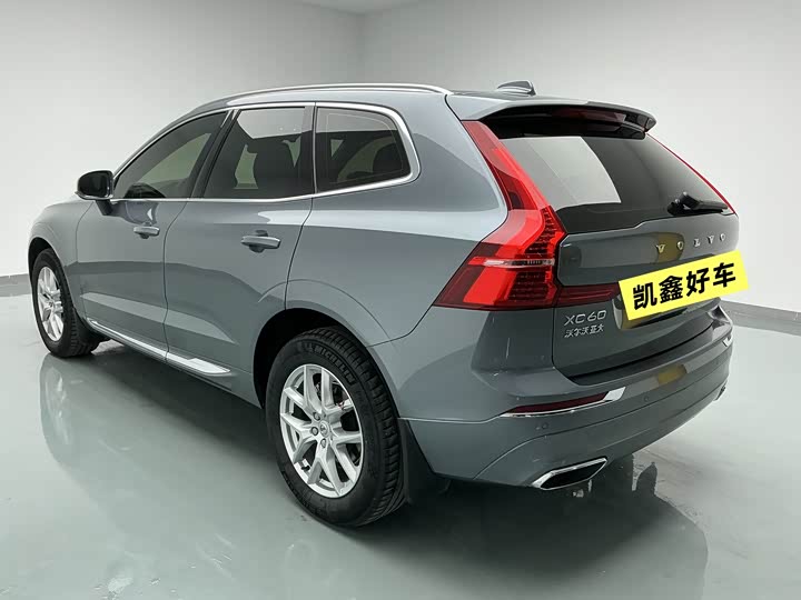 Volvo XC60 2021 T 5 4 WD — фото 6