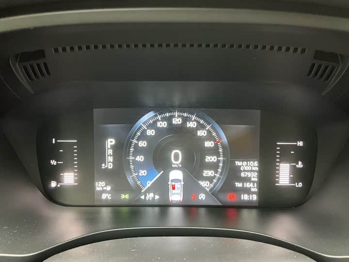 Volvo XC60 2021 T 5 4 WD — фото 15