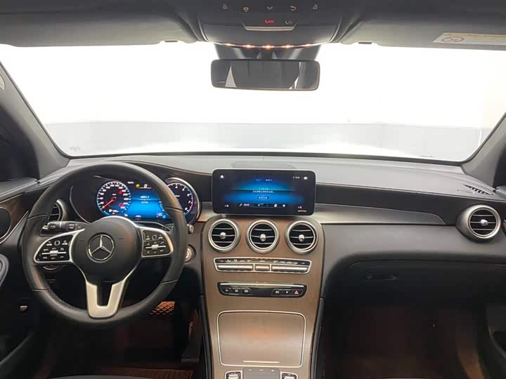 Mercedes-Benz GLC 2020 GLC 300 L 4 MATIC — фото 13