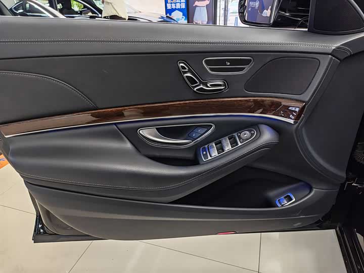 Mercedes-Benz S-Class 2016 S 320 L — фото 11