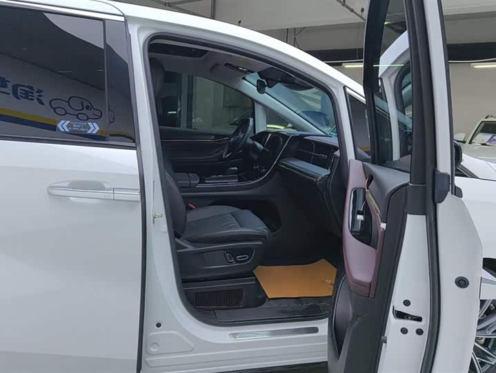 Trumpchi M8 2024 400 T — фото 8