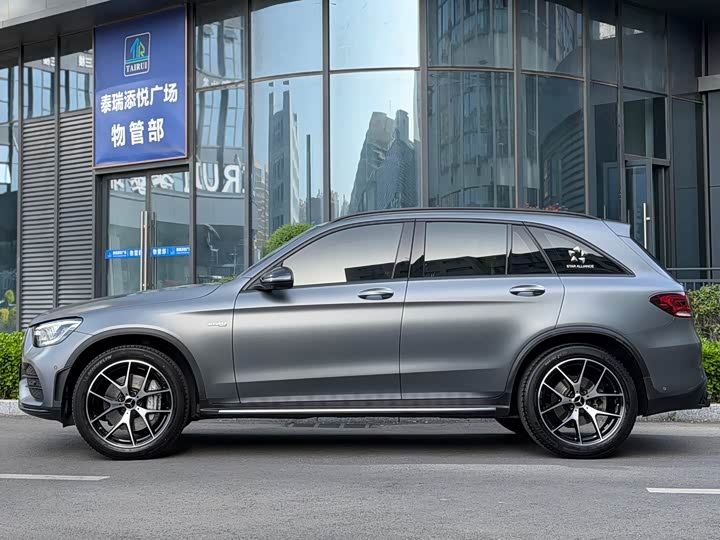 Mercedes-Benz GLC 2022 AMG GLC 43 4 MATIC — фото 5