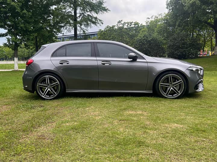 Mercedes-Benz A-Class 2022 AMG A 45 4 MATIC+ — фото 4