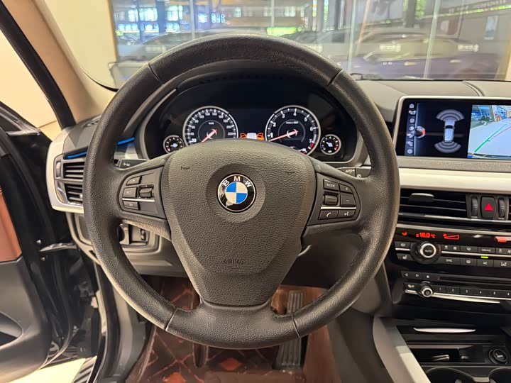 BMW X5 2018 x Drive 35i — фото 9