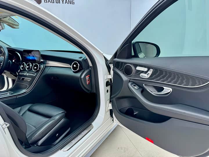 Mercedes-Benz C-Class 2019 C 260 L — фото 13