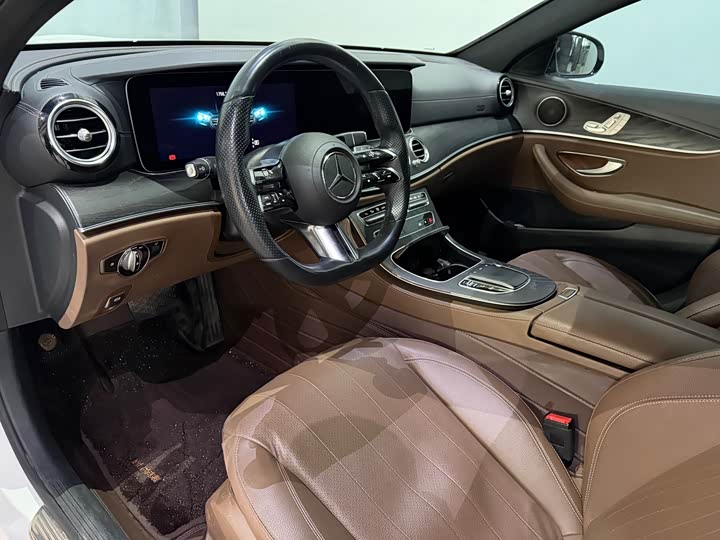Mercedes-Benz E-Class 2021 E 260 — фото 4