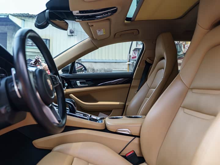 Porsche Panamera 2017 Panamera 4 Sport Turismo 3.0 T — фото 13