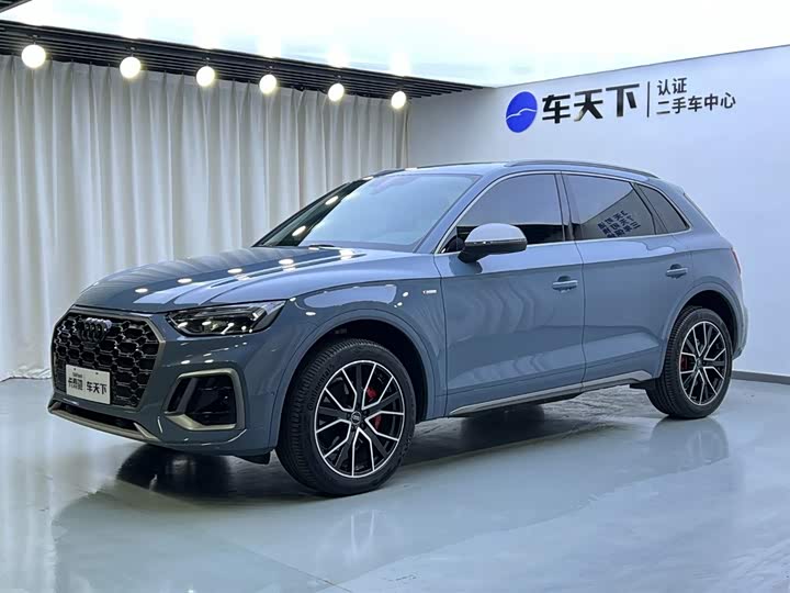 Audi Q5L 2022 40 T RS — фото 1