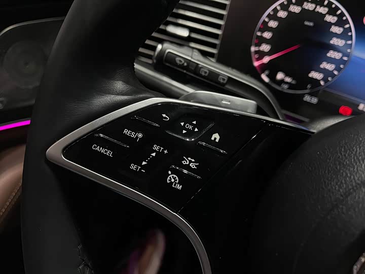 Mercedes-Benz GLE — фото 19