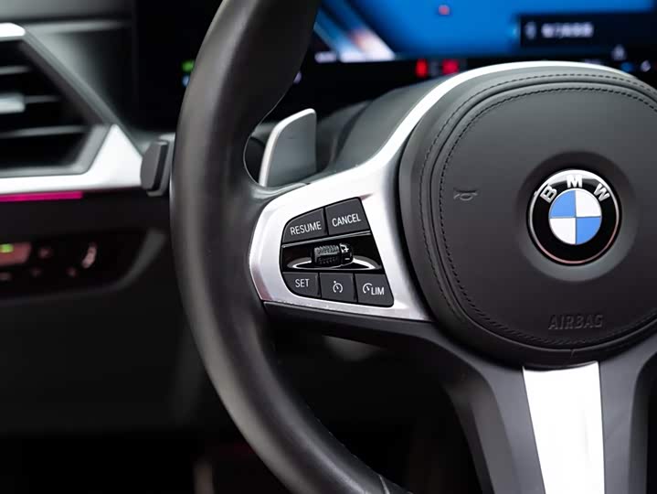 BMW 4-Series 2023 425i M — фото 17